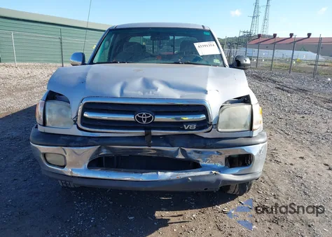 2000 Toyota Tundra Sr5 V8 z USA, uszkodzony, nr VIN 5TBRT3417YS108295